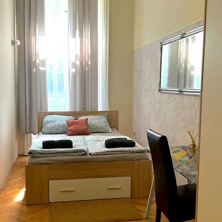 Guest house Of By Small